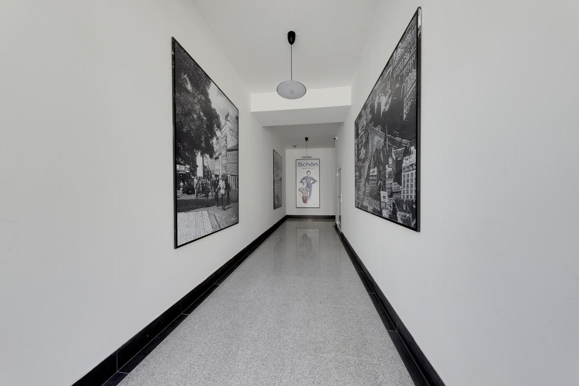 Shone Apartment Old Town 2 Bedroom Bratislava Exterior foto